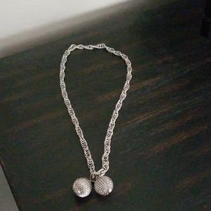 Fashion necklace